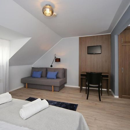Varkapu Panzio Eger Exteriör bild